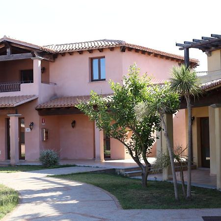Borgo Dei Pescatori Hotel Aglientu Buitenkant foto