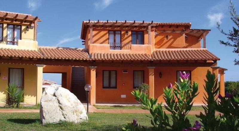 Borgo Dei Pescatori Hotel Aglientu Buitenkant foto