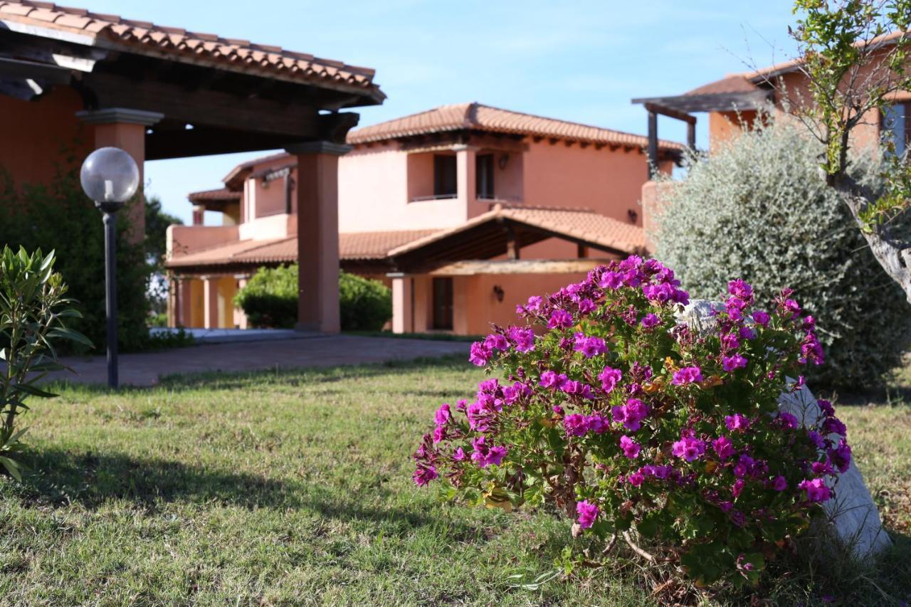 Borgo Dei Pescatori Hotel Aglientu Buitenkant foto