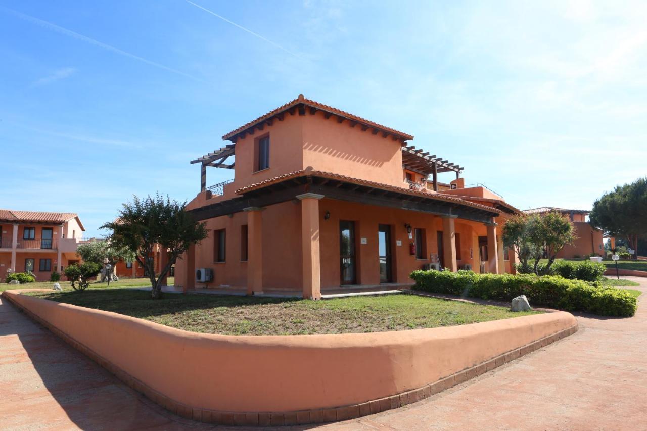 Borgo Dei Pescatori Hotel Aglientu Buitenkant foto