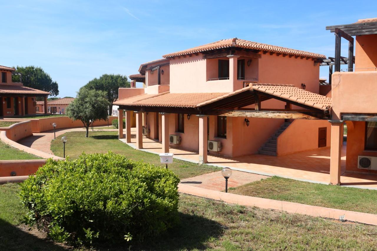 Borgo Dei Pescatori Hotel Aglientu Buitenkant foto