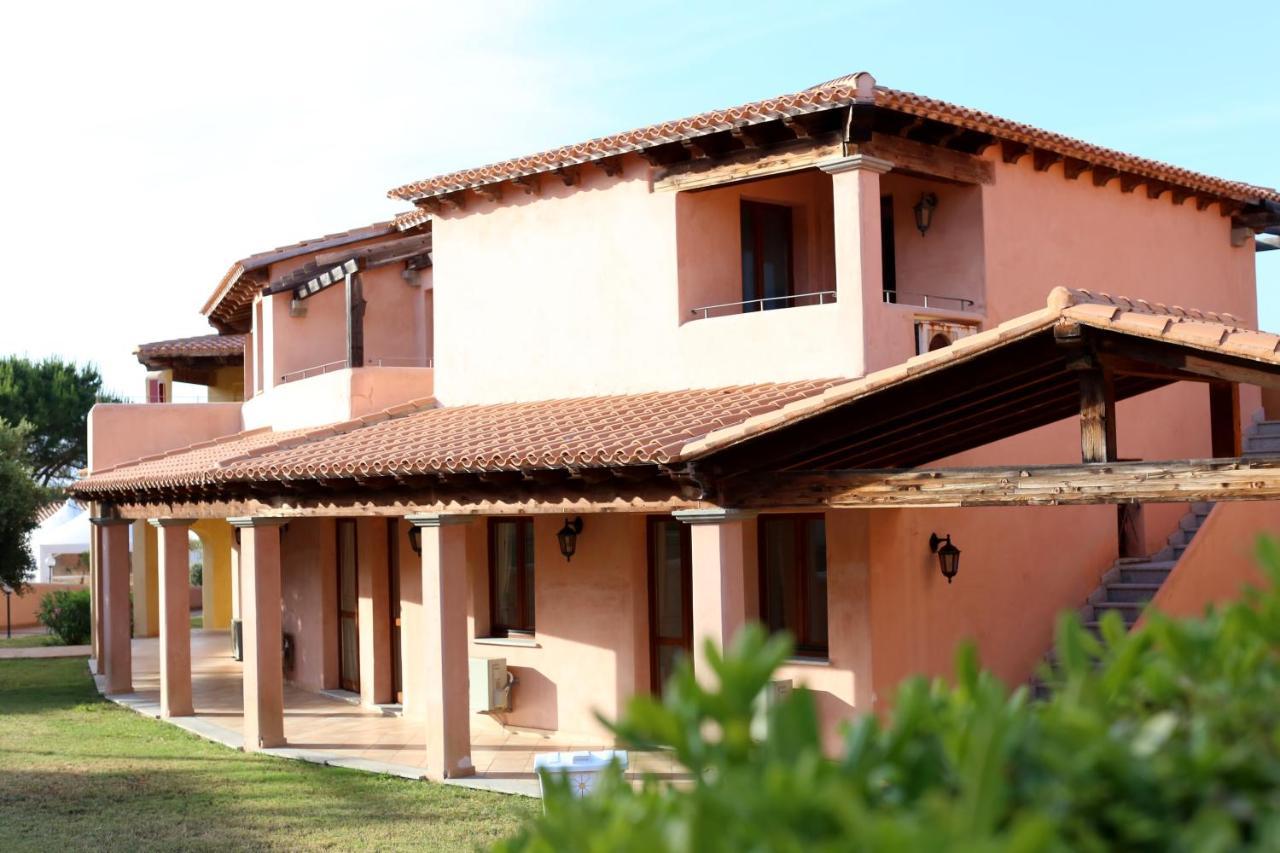 Borgo Dei Pescatori Hotel Aglientu Buitenkant foto