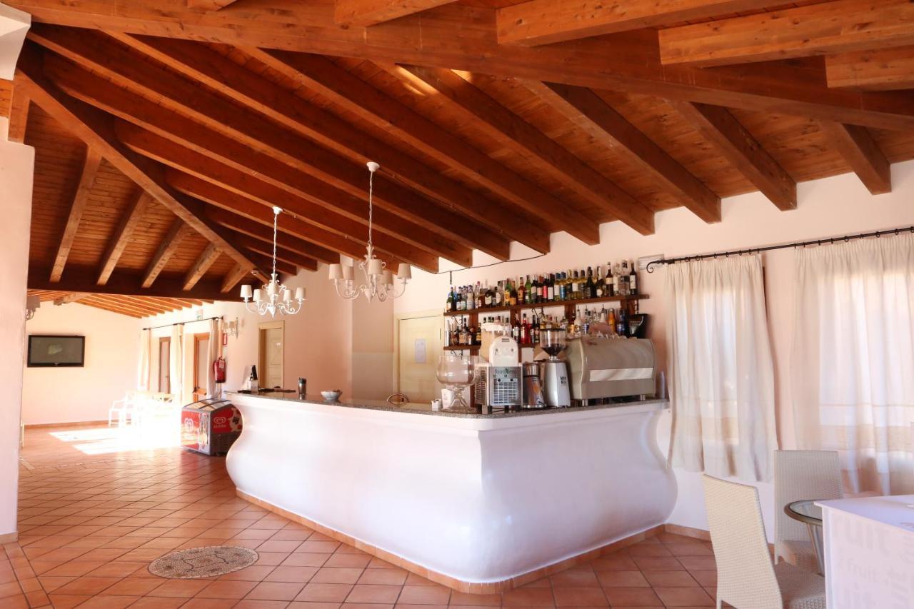 Borgo Dei Pescatori Hotel Aglientu Buitenkant foto