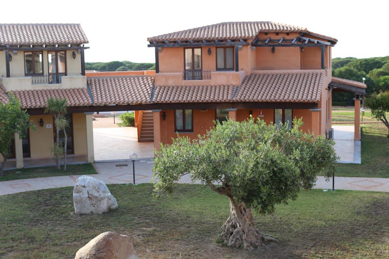 Borgo Dei Pescatori Hotel Aglientu Buitenkant foto